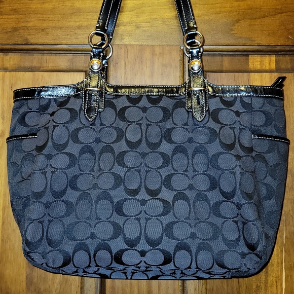 Coach East/West Gallery Black Tote BagF15146 - Picture 13 of 16